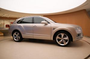 2020 Bentley Bentayga V8 Centenary Specifications